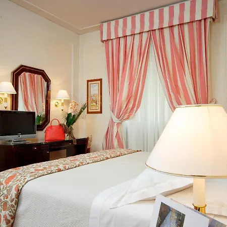 Hotel De La Ville Florence Extérieur photo